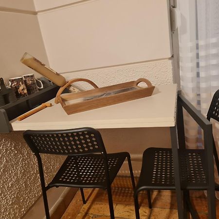 Garden Center Apartment Новий Сад Номер фото